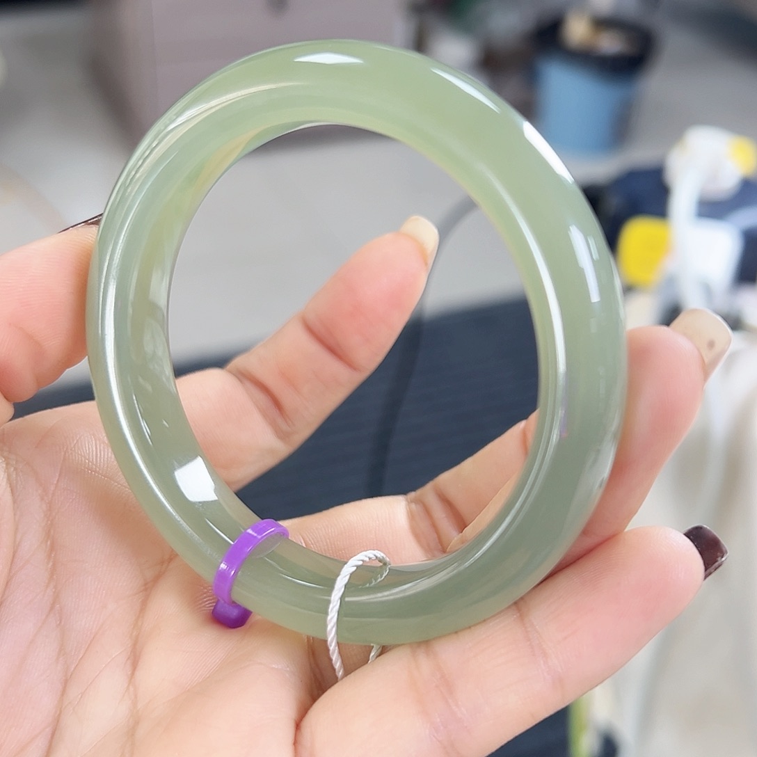 和田玉未镶嵌手镯荧光，冰猫，无包容