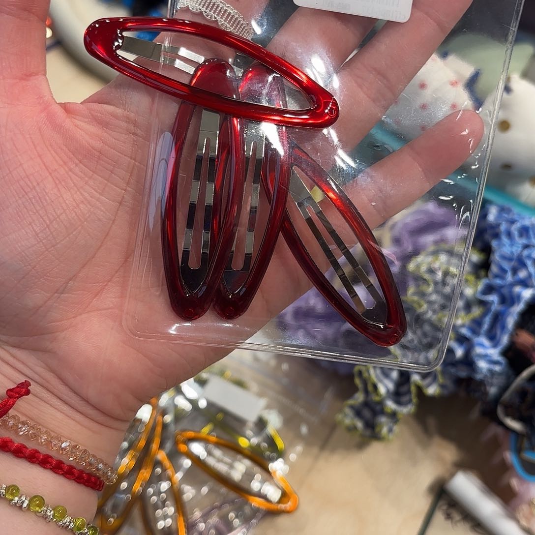 布艺铁合金红色瓜子一袋