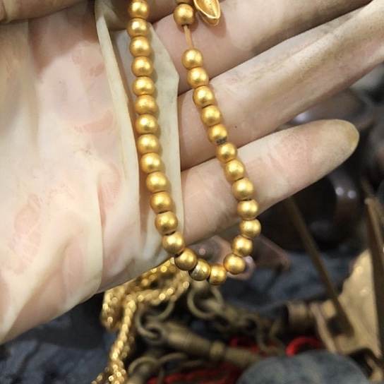 过***客闪电购铜摆件工艺品