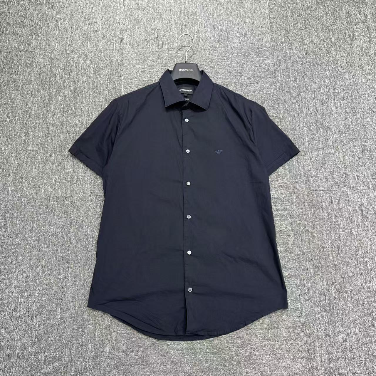 99新 maje EA7 阿玛尼短袖衬衫/xl码/编码18469