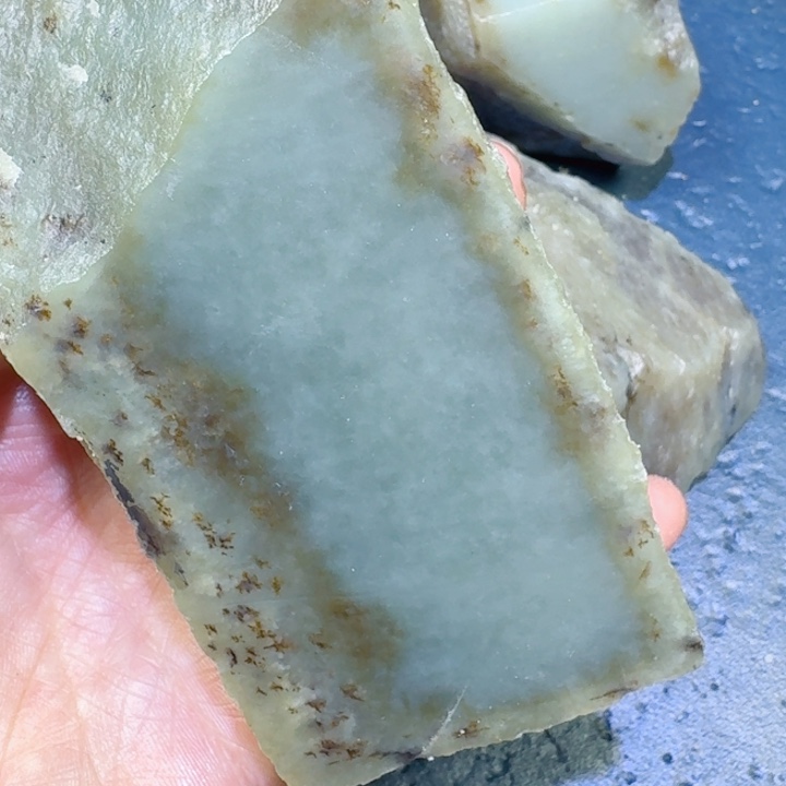 和田玉未镶嵌珠宝半成品