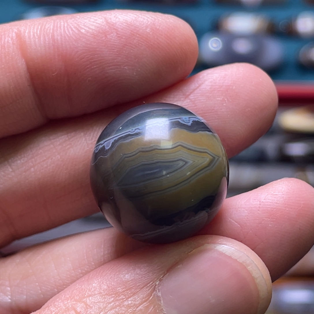 玛瑙/玉髓未镶嵌珠宝半成品