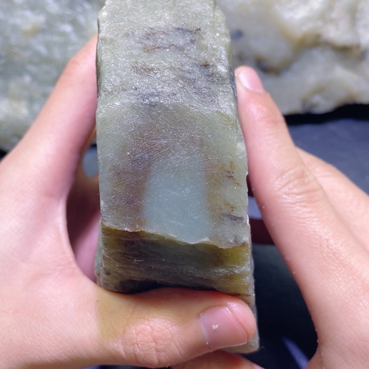 和田玉未镶嵌珠宝半成品