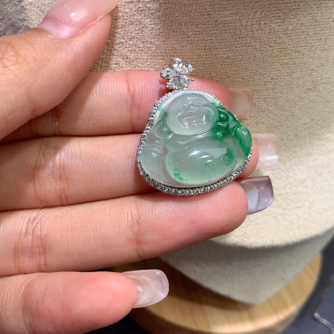 石英质玉（非洲翠）银S925镶嵌颈饰