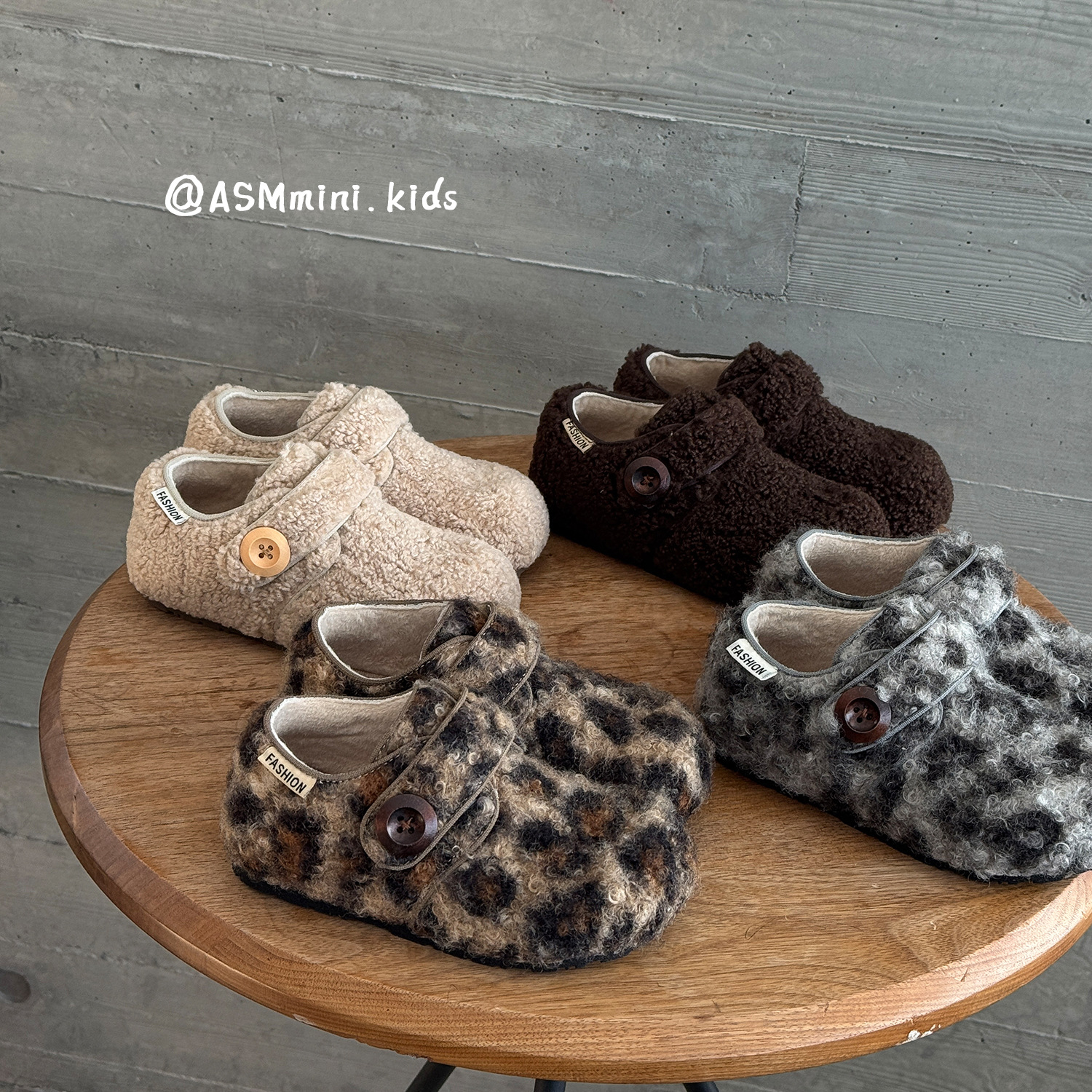 儿童保暖毛毛鞋2025冬款男童加绒勃肯棉靴女童宝宝豹纹暖糯豆豆鞋