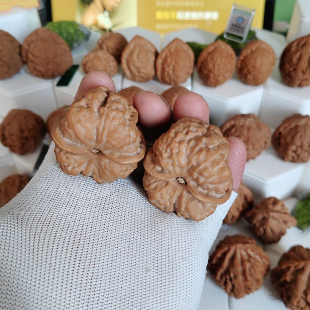 @***好把件文玩核桃全品蛤蟆头38+