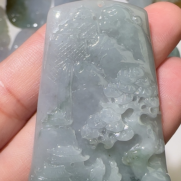 翡翠未镶嵌颈饰翡翠