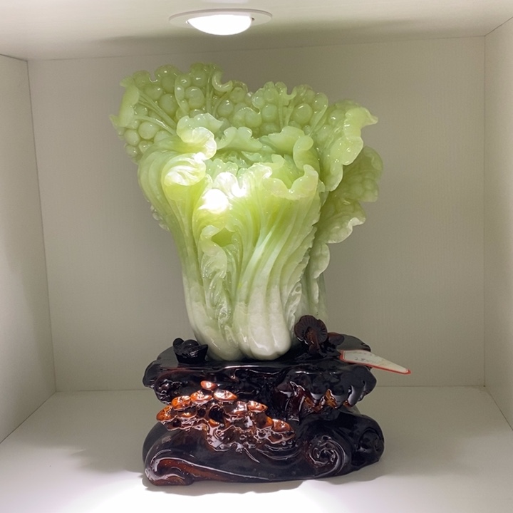 未镶嵌蛇纹石玉（覆膜）珠宝奇石