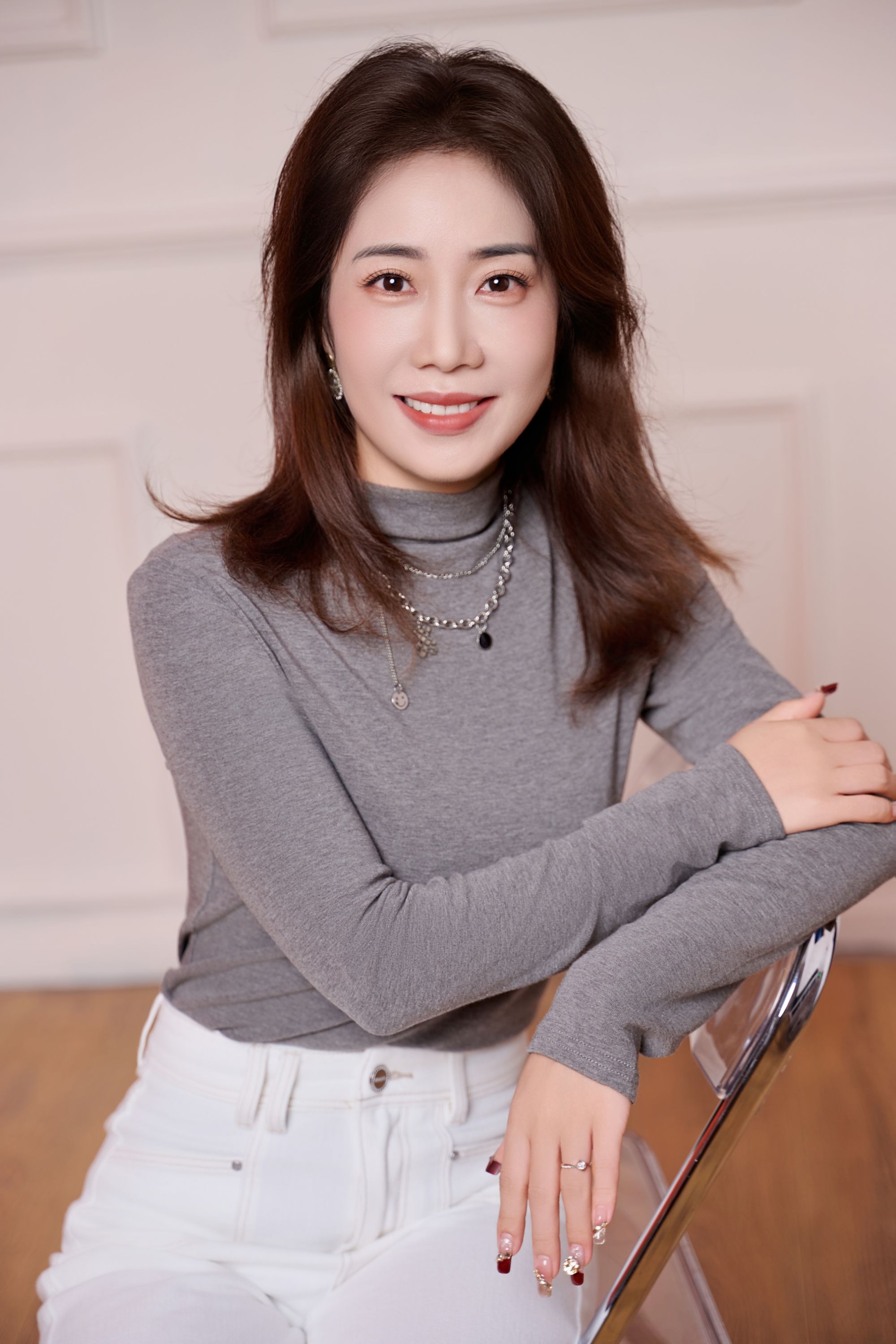 XIAOSISTERS修身显瘦韩版立领长袖打底衫百搭复古纯色正肩上衣