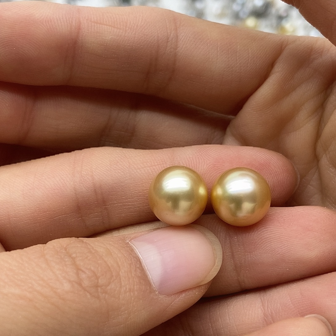 耳饰海水珍珠18K金镶嵌