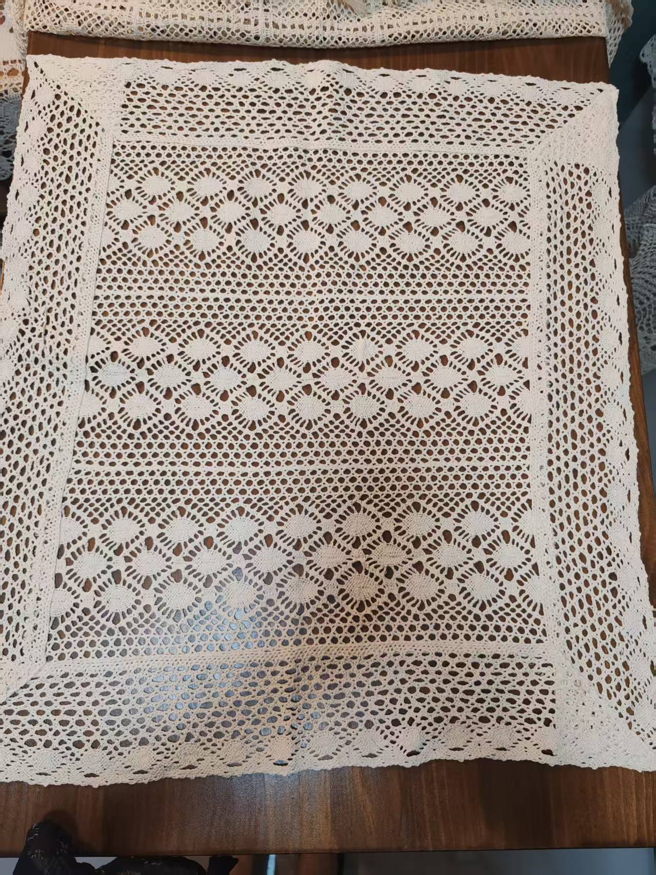 美式复古风格编织镂空60*60方 桌布米色凤尾花