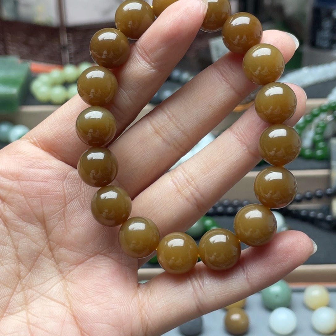 和田玉（糖玉）手链未镶嵌卡12