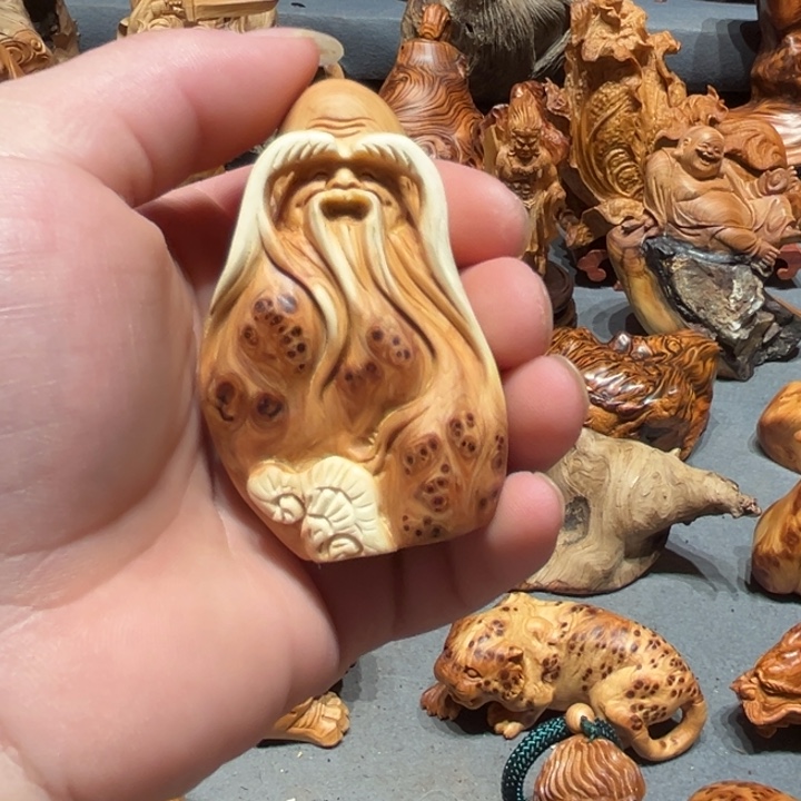 柏木（崖柏）点点关注