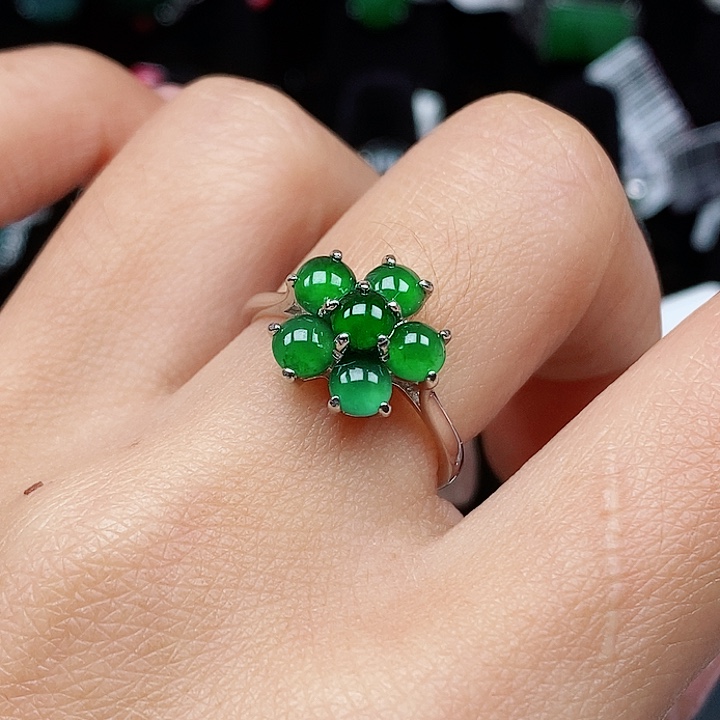 翡翠戒指未镶嵌戒指