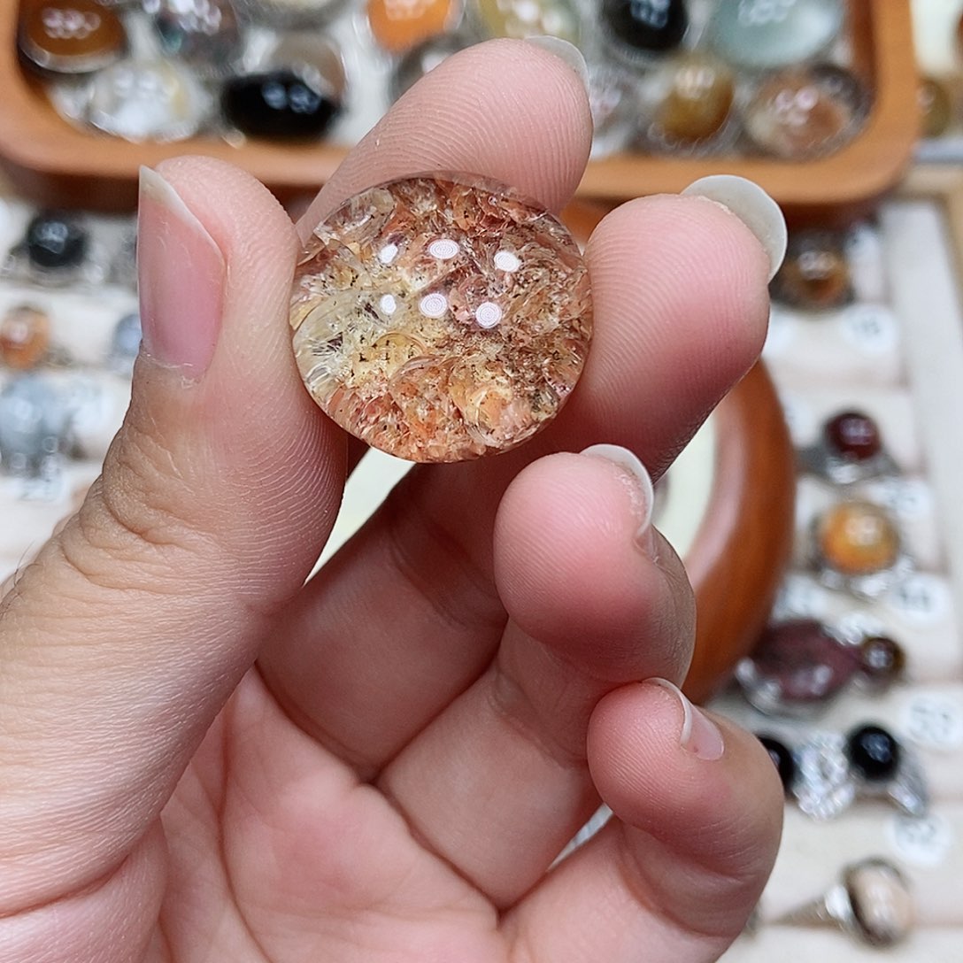 小***界水晶颈饰未镶嵌水晶