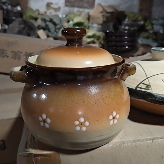 茶盏陶瓷盘子碗啥都有