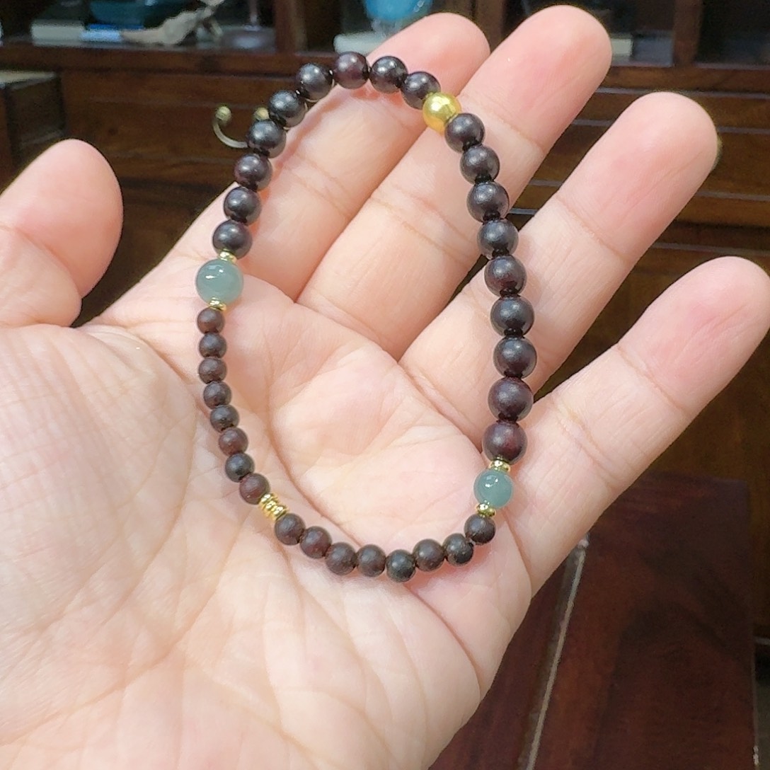 翡翠手链未镶嵌翡翠手链