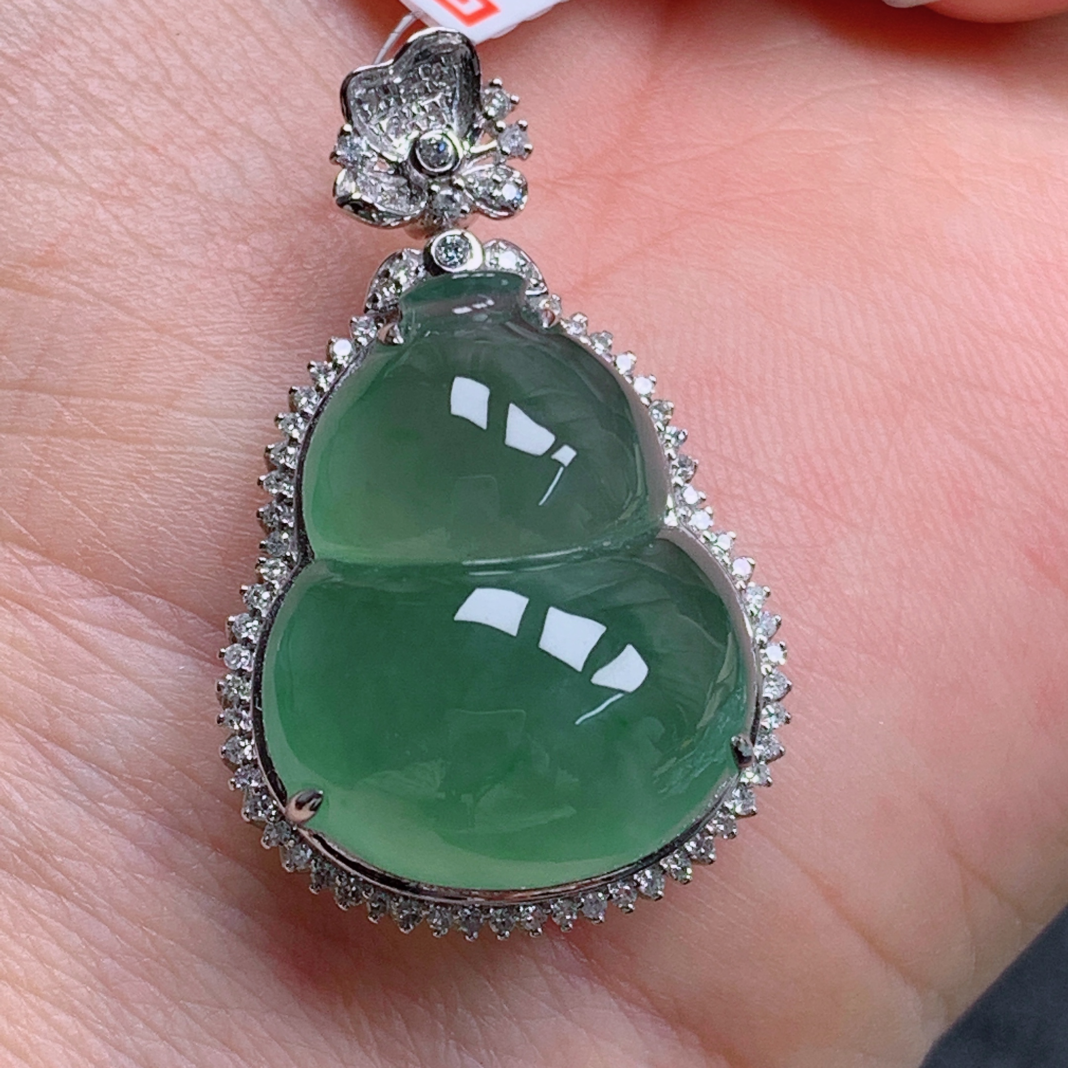 天然缅甸翡翠A货18k冰晴葫芦气质精美尺寸整体32.7+21+11.7  283