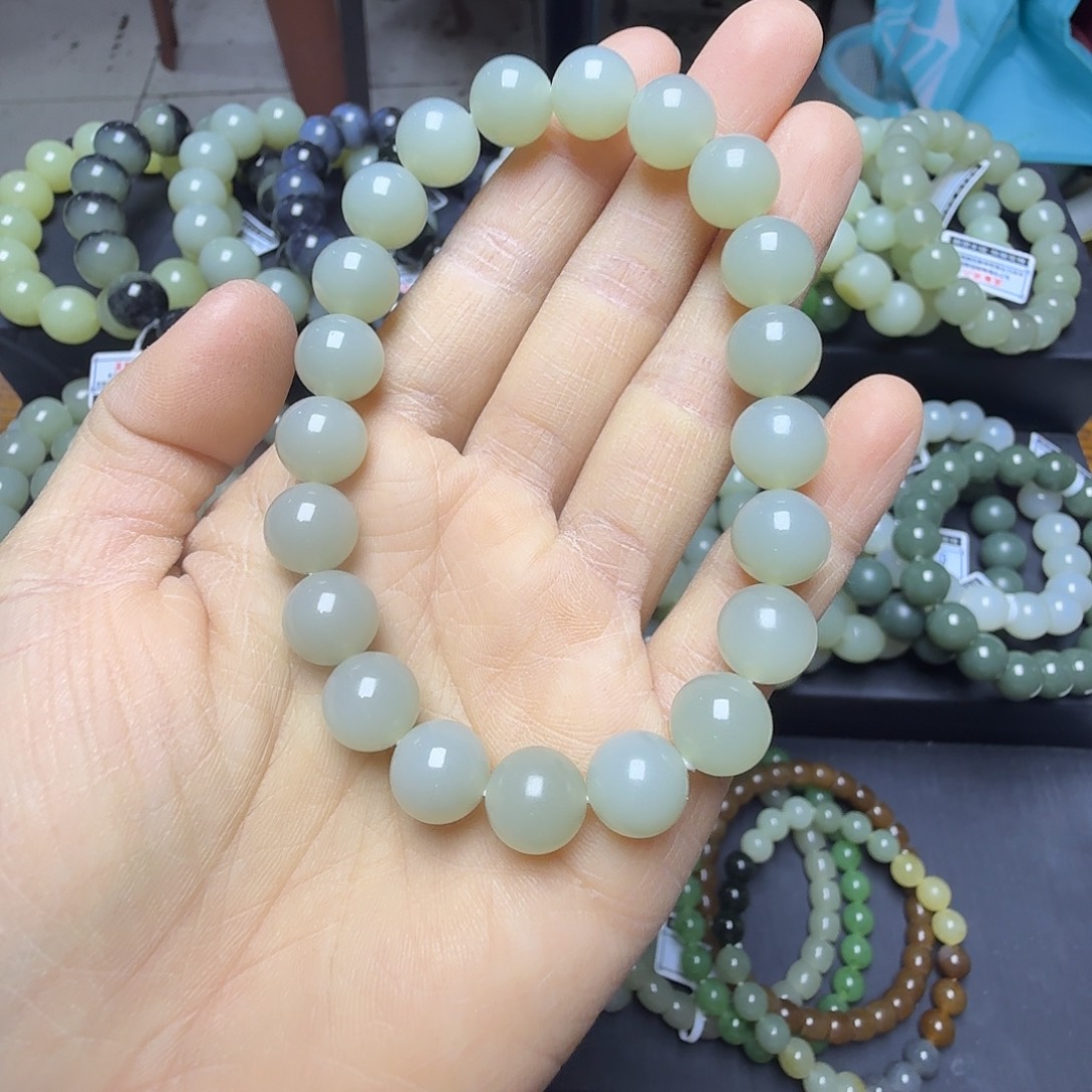 和田玉未镶嵌手链