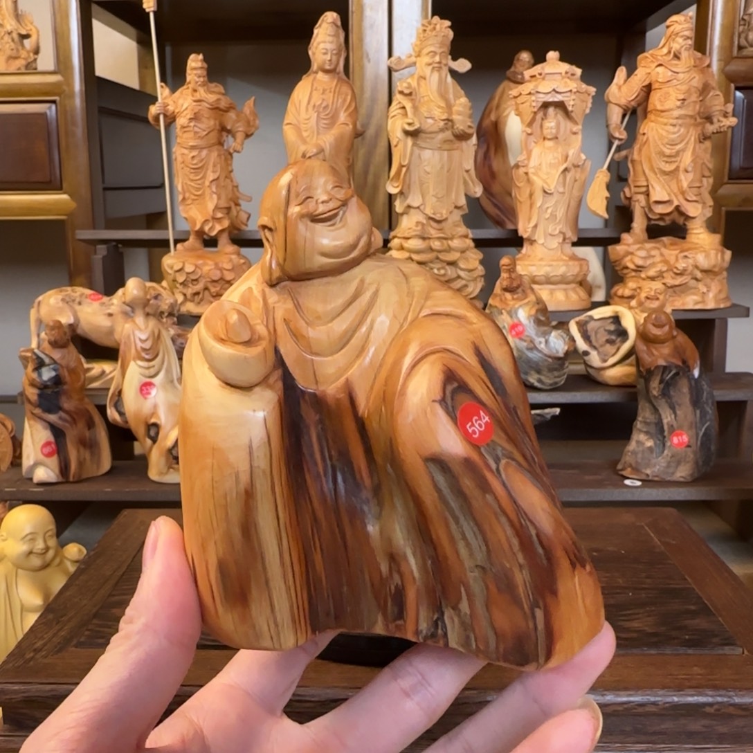 崖柏小木匠艺雕一物一拍