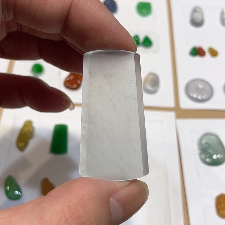 未镶嵌定制翡翠毛货