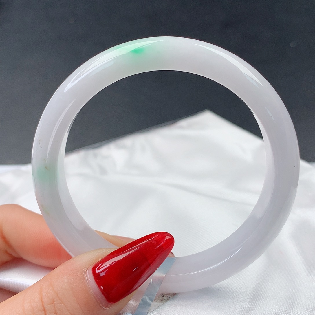 翡翠手镯未镶嵌0056正56.8