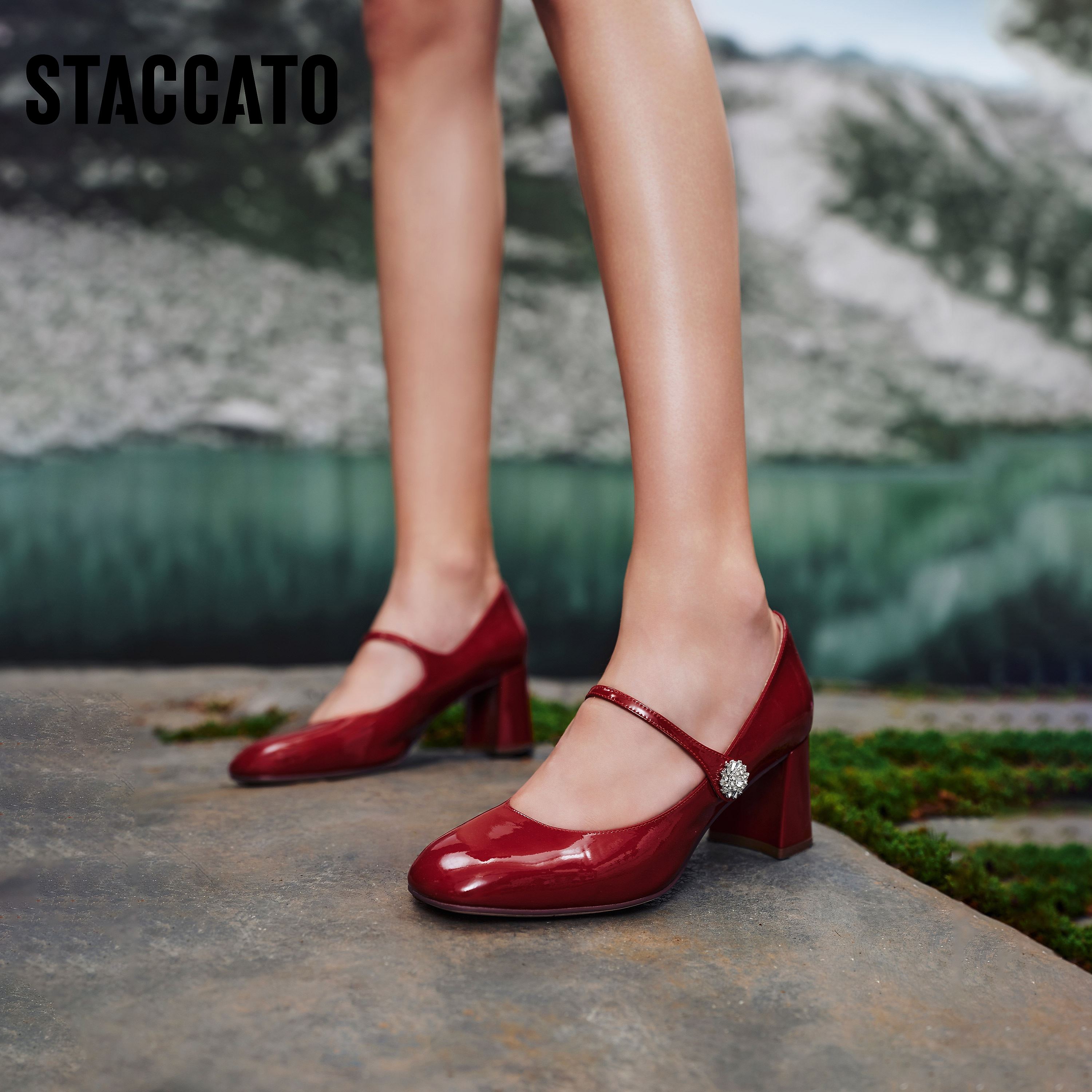 思加图2026春季新款樱桃甜心玛丽珍鞋粗跟浅口单鞋女皮鞋ECQ01AQ6