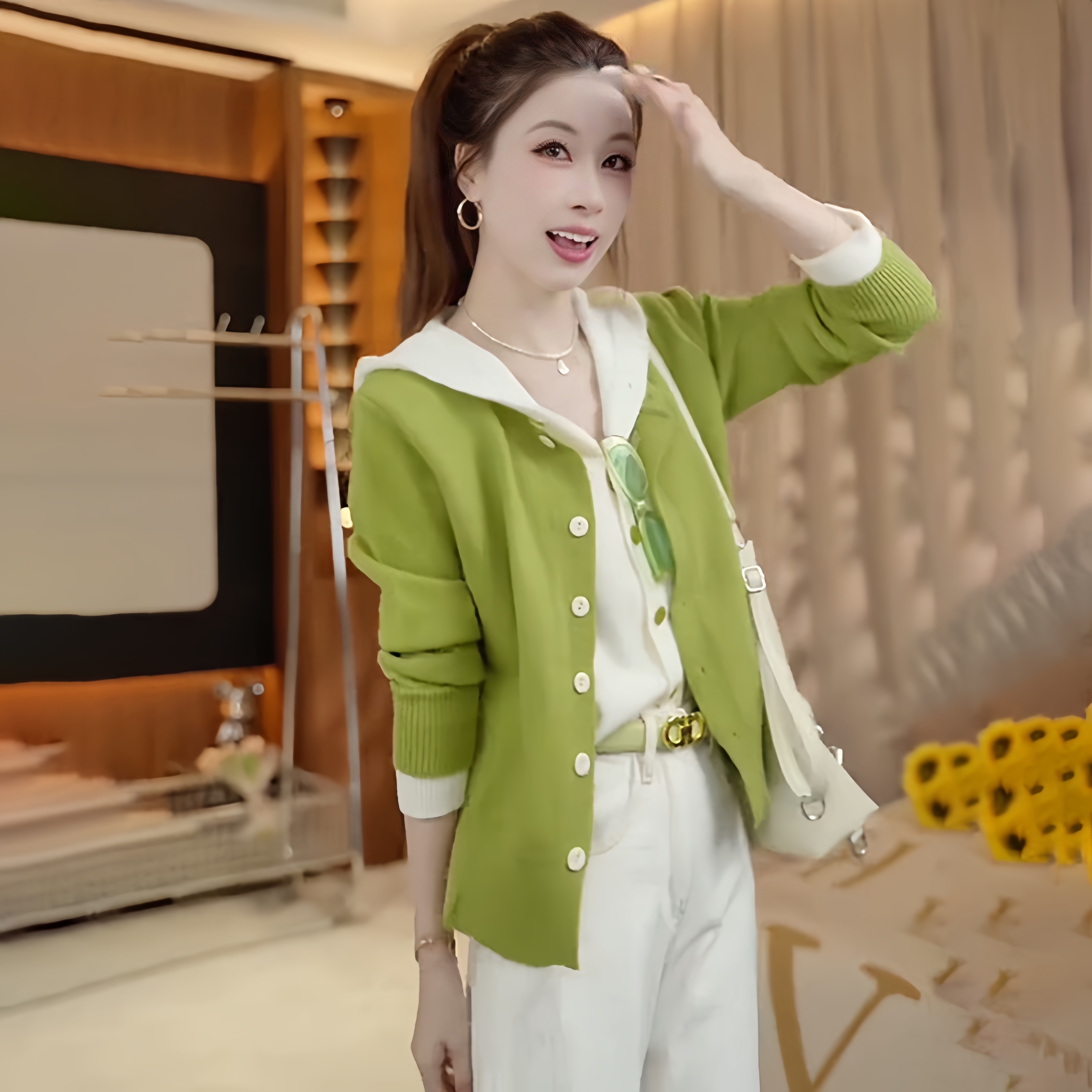 秋冬新款假两件连帽长袖毛衣女韩版减龄撞色针织开衫显瘦打底上衣