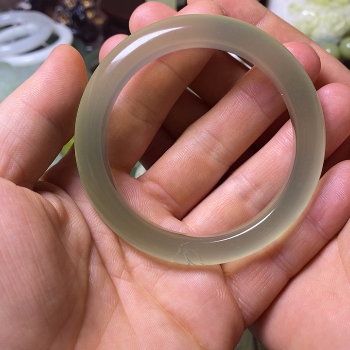 岫玉岫玉手镯未镶嵌雨*