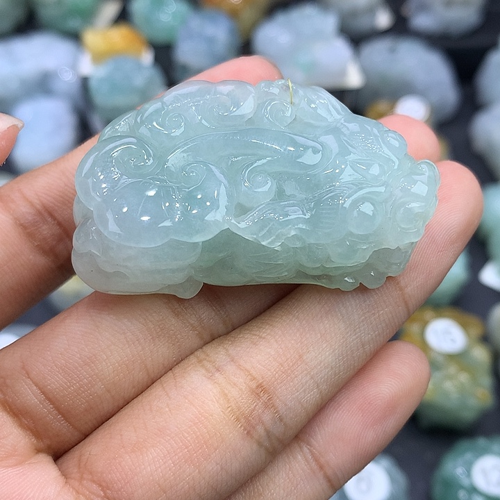 翡翠未镶嵌颈饰天然缅甸翡翠