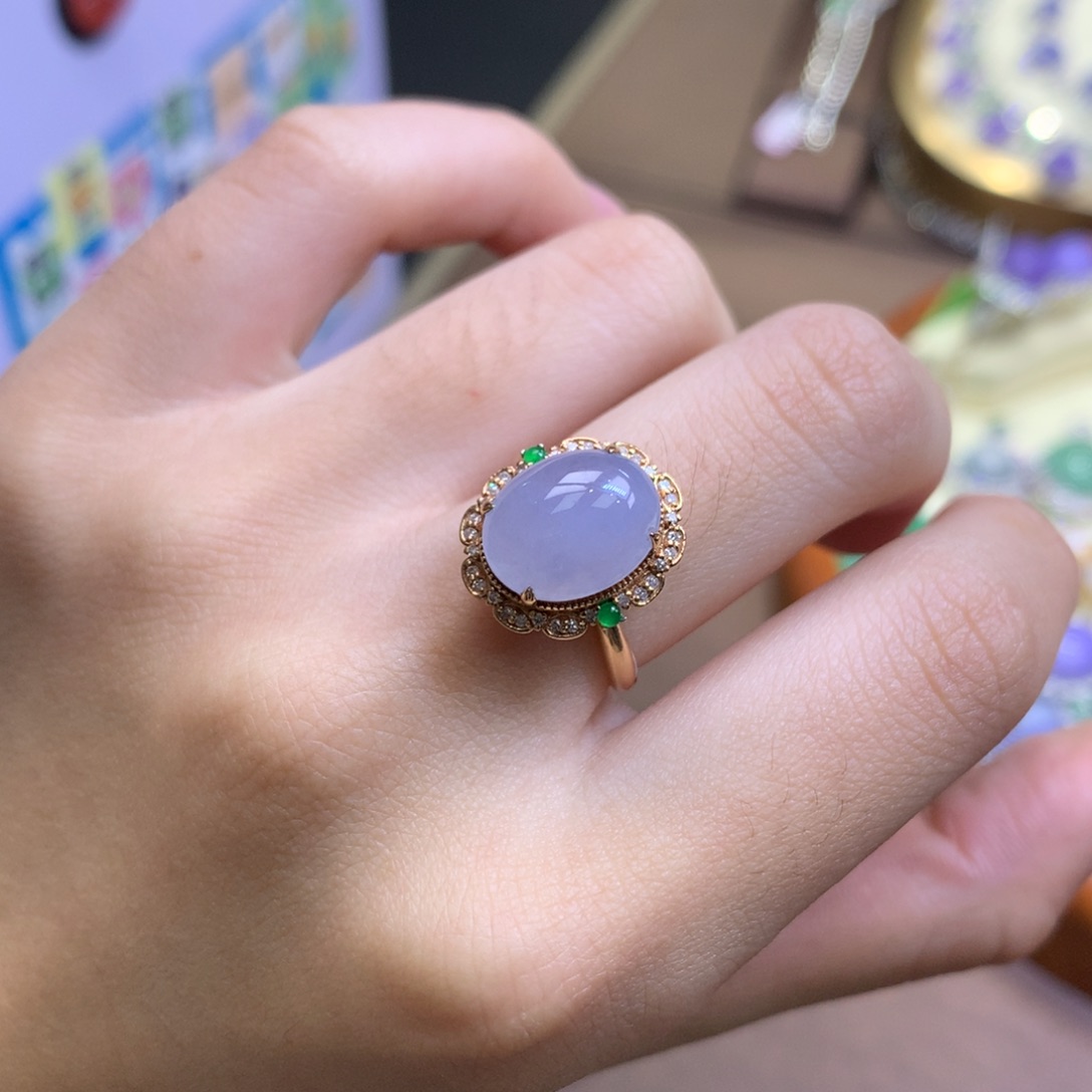 翡翠18K金镶嵌颈饰翡翠