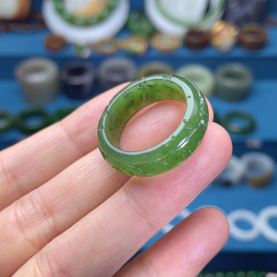 和田玉戒指未镶嵌F****g