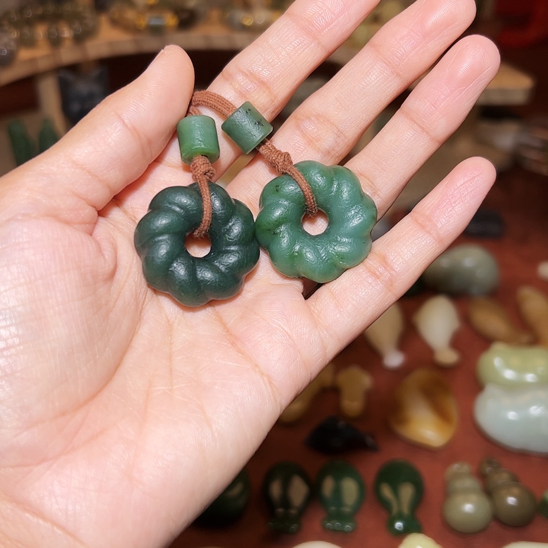 和田玉未镶嵌颈饰任选其一