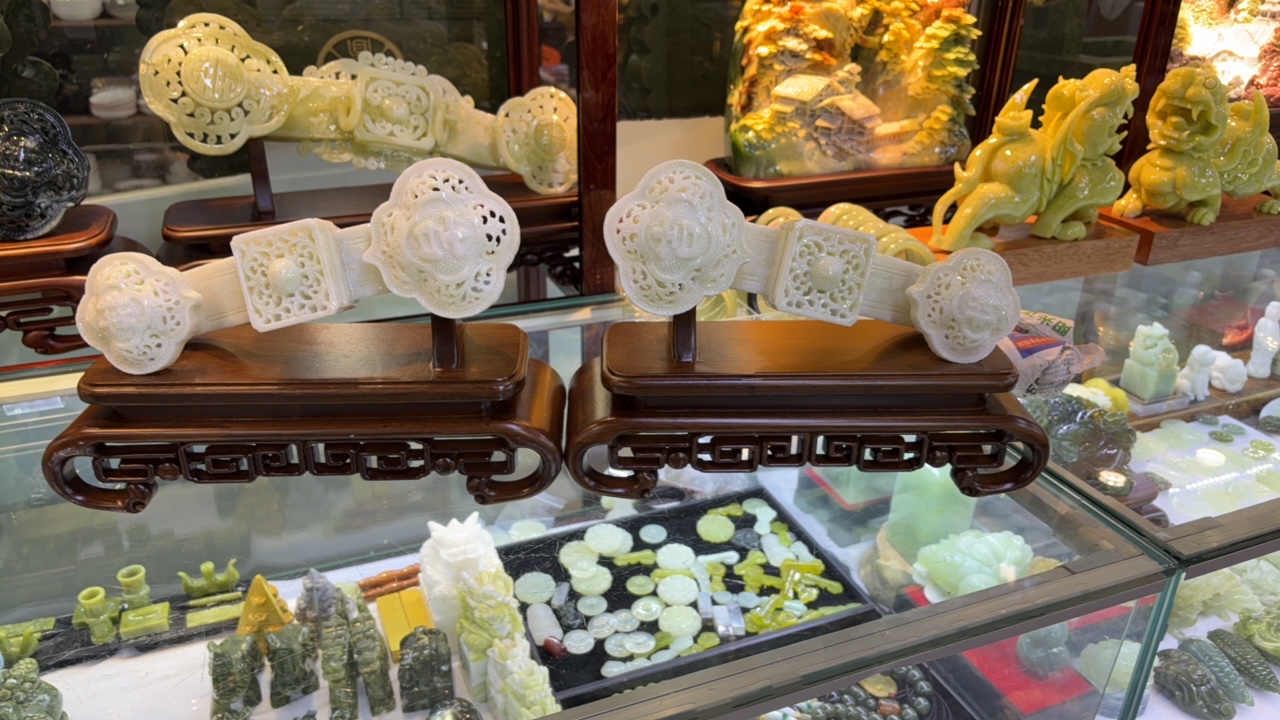 家居摆件，天然一体雕刻