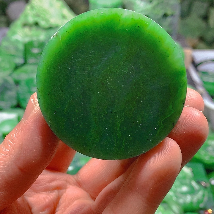 和田玉（碧玉）未镶嵌珠宝半成品