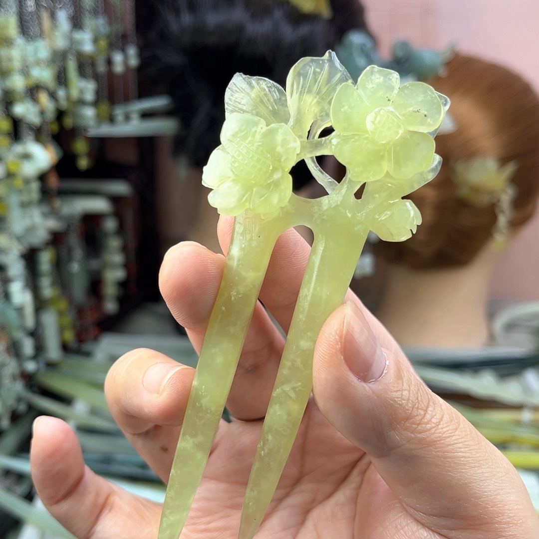 蛇纹石玉发饰未镶嵌默认微瑕岫玉发簪