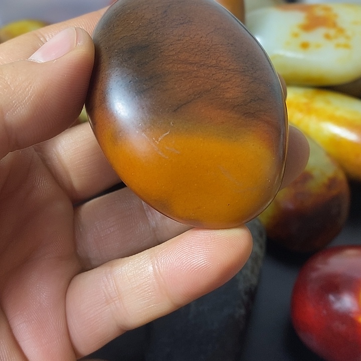 晋***美和田玉未镶嵌挂件