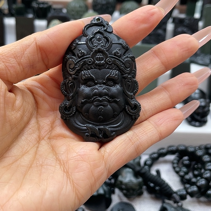 【闪购商品】颈饰未镶嵌和田玉（青玉）西**王