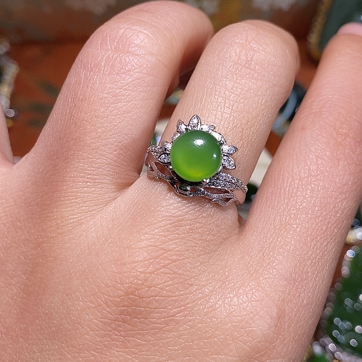 和田玉（碧玉）未镶嵌颈饰