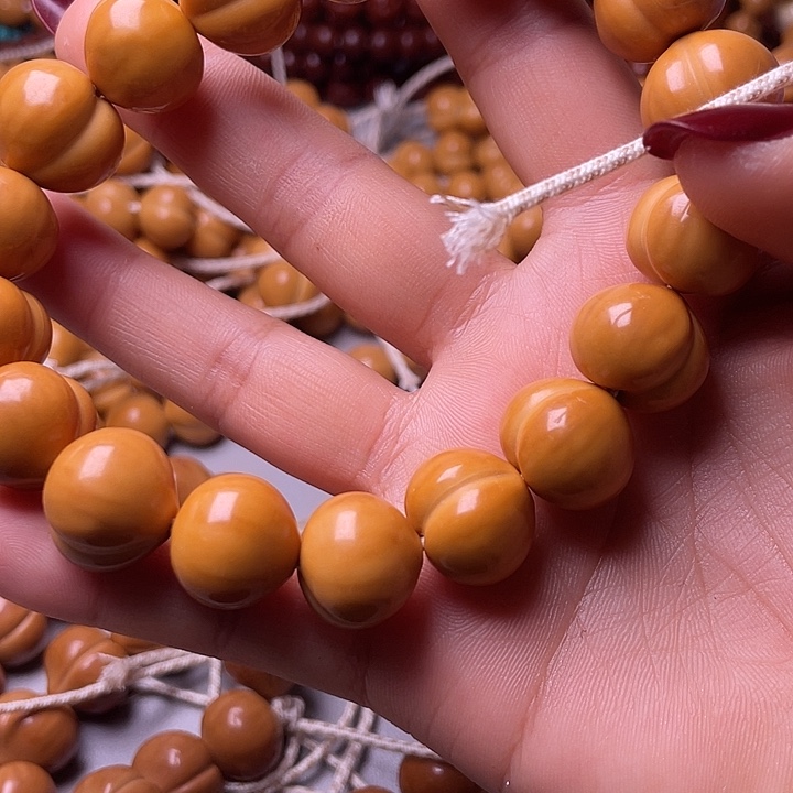 爱****猴头核桃手串16尺寸镜面柯基屁桃手持全品无暇