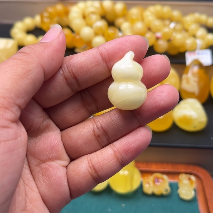 琥珀未镶嵌珠宝奇石M305号妖花