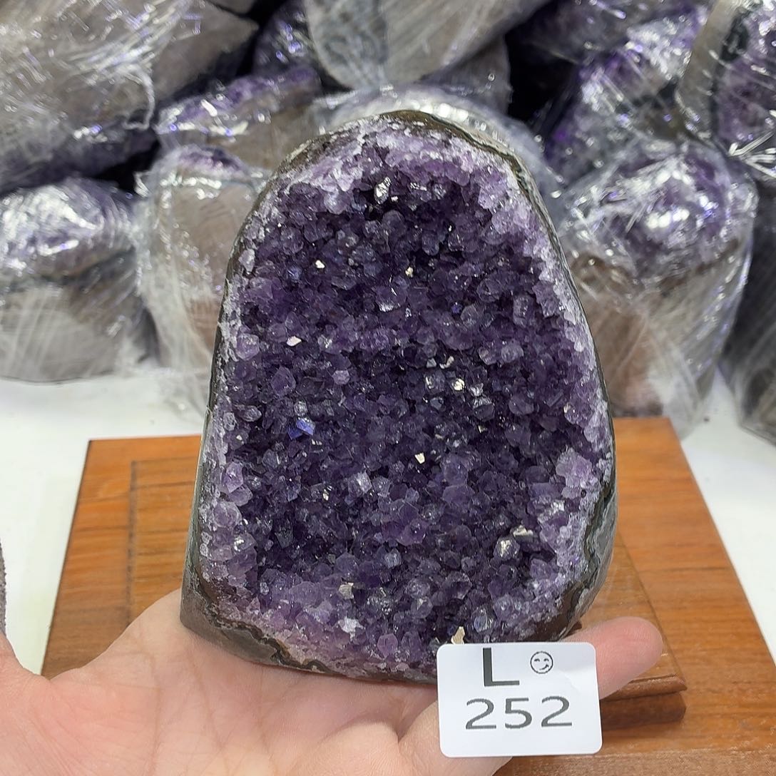水晶未镶嵌摆件天然紫水晶