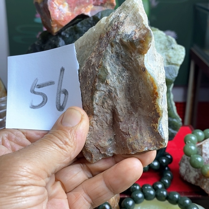 蛇纹石玉未镶嵌珠宝岫玉原石明***好