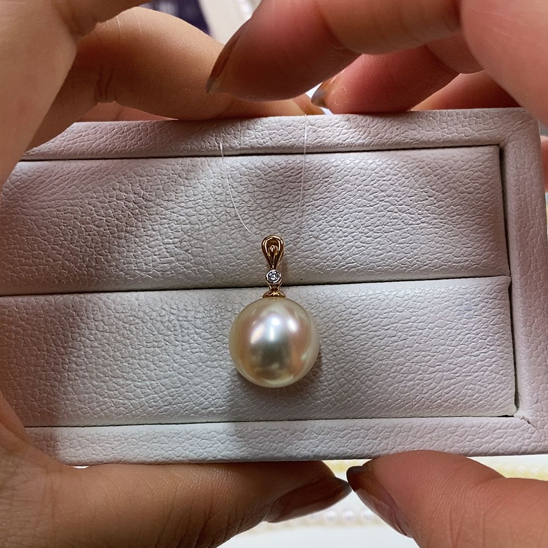 海水珍珠吊坠(不含链)18K金镶嵌13.7m南洋金珠干枯玫瑰色系吊坠）