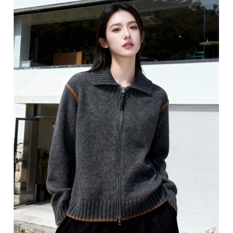 Basic House/百家好秋季新款简约时尚线条撞色毛衣-B0625B5NXL2