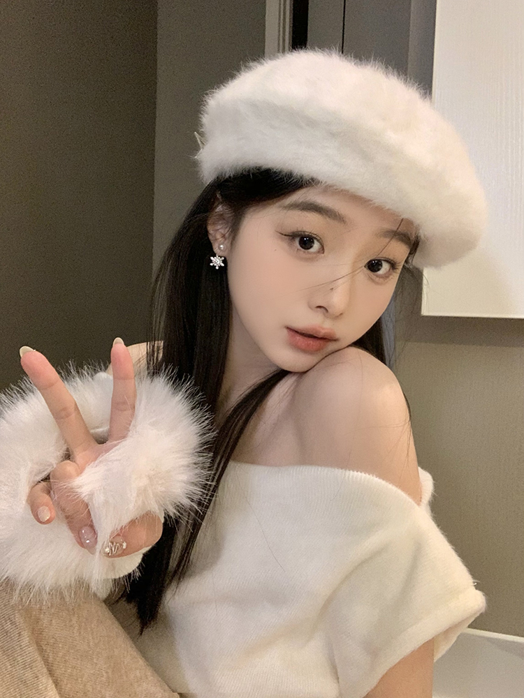 铜合金耳饰 梅姐饰品34 秋冬后挂式雪花珠珠耳钉女高级感小众耳饰