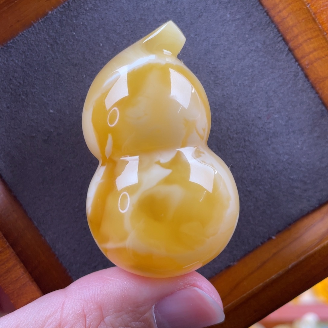 琥珀颈饰未镶嵌蜜蜡吊坠