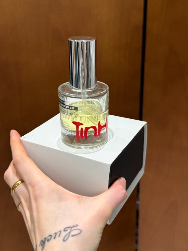 保湿易吸收润发精油