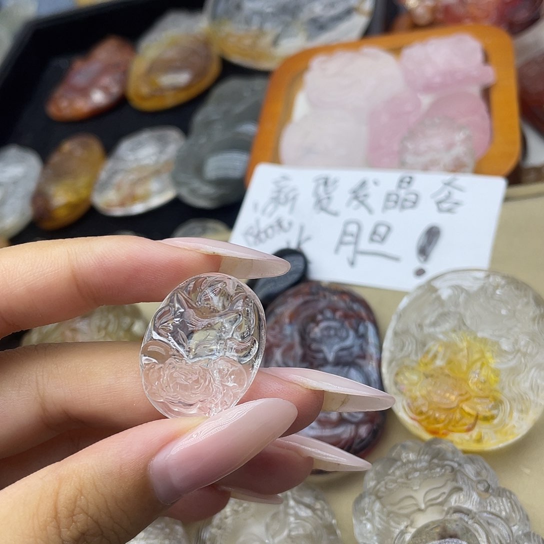 颈饰未镶嵌水晶天然