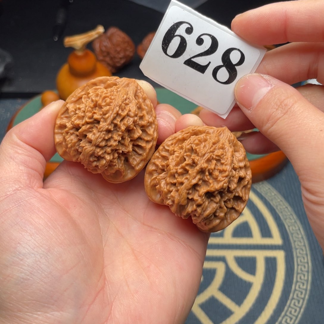 桃核把件42满天星628号